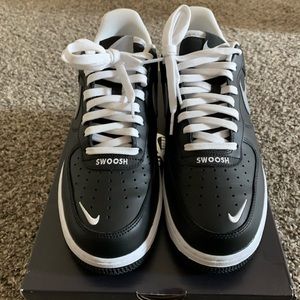 Nike Air Force 1 07 LV8 4